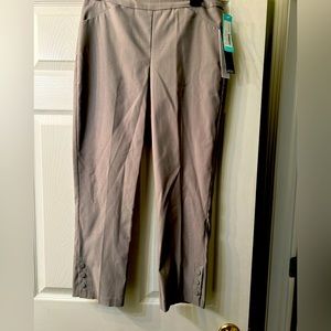 Light Gray Capri pants